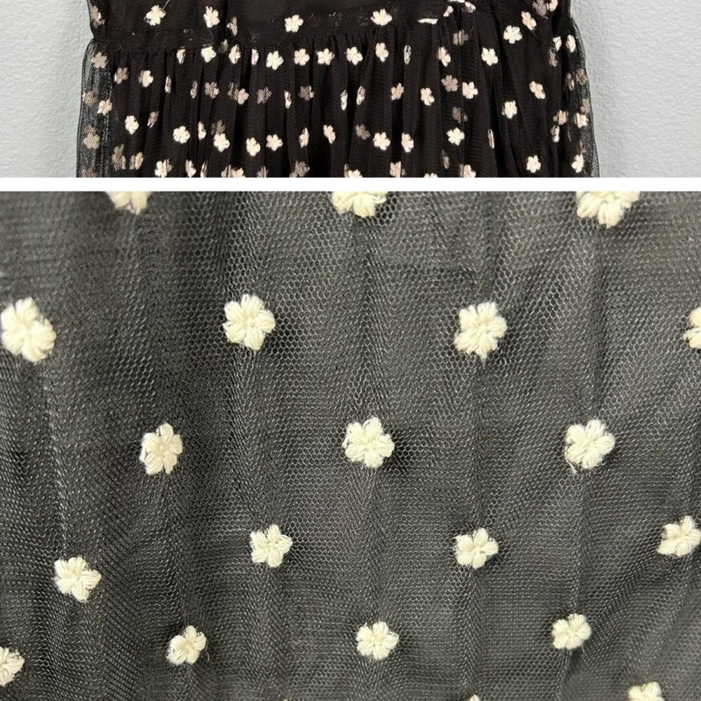 Zara Black Dress with White Floral Accents - Picture 4 of 9